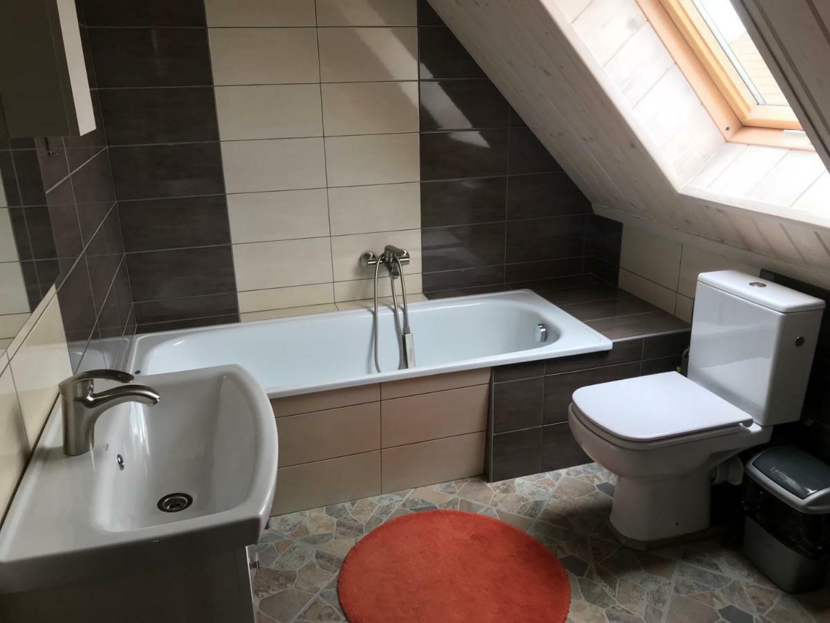 Hubertowka Farm stay *